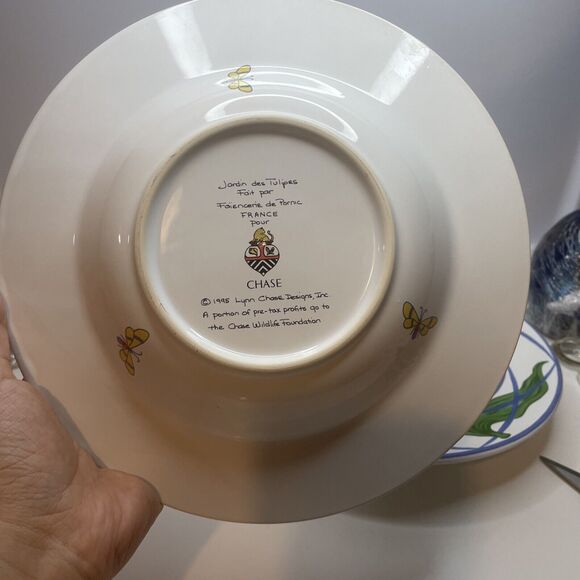 2 Lynn Chase 1995 Jardin Des Tulipes Soup Bowl, Made in France 8 3/4" W 1 1/2" H - Picture 3 of 13
